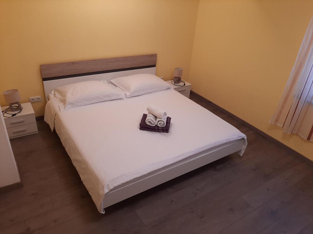 Apartments Pavelic Novi Vinodolski Bagian luar foto