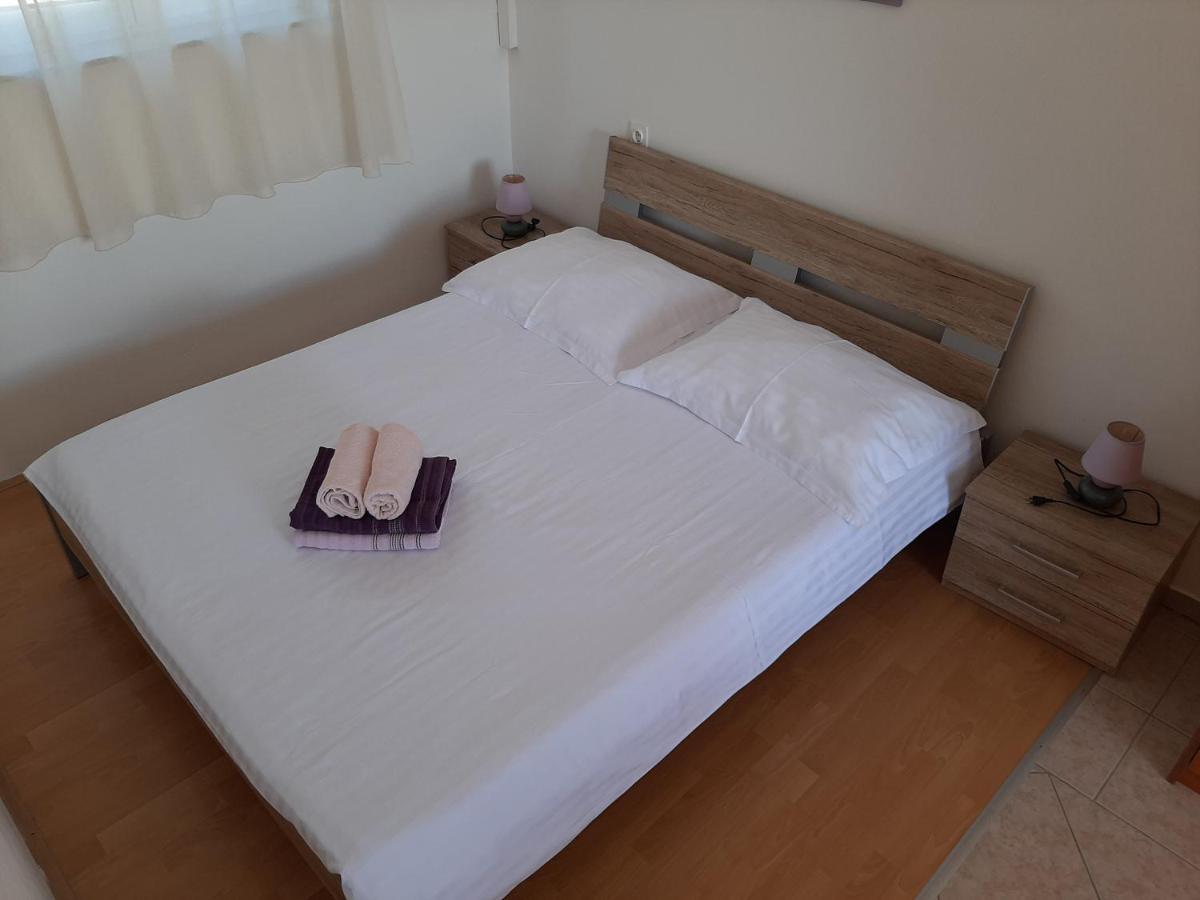 Apartments Pavelic Novi Vinodolski Bagian luar foto