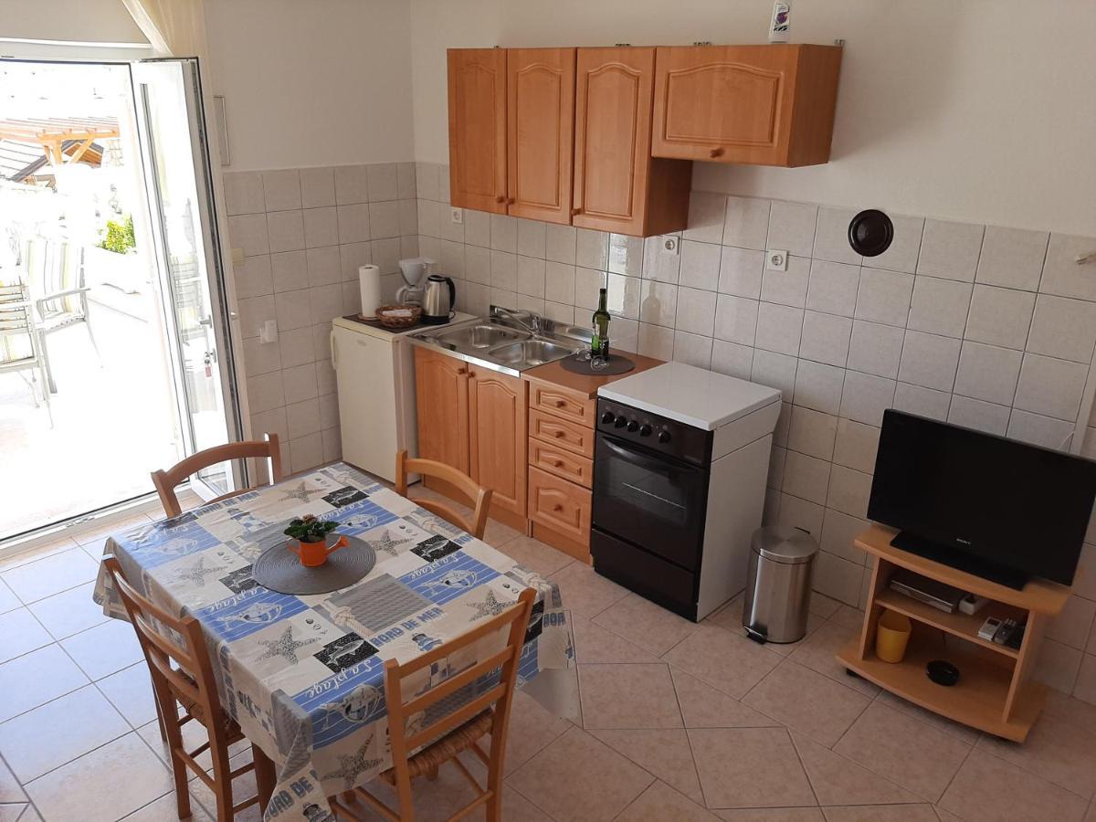 Apartments Pavelic Novi Vinodolski Bagian luar foto