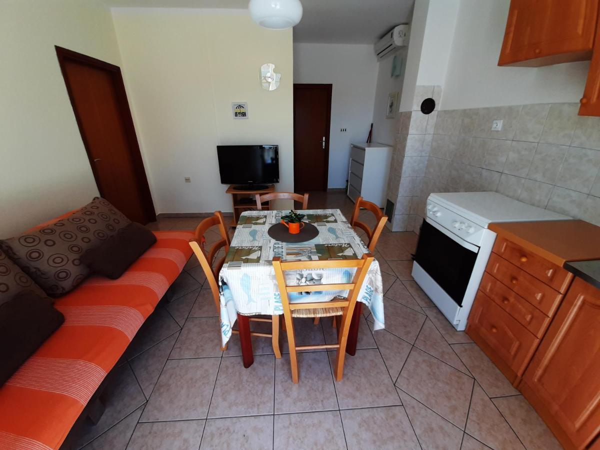 Apartments Pavelic Novi Vinodolski Bagian luar foto